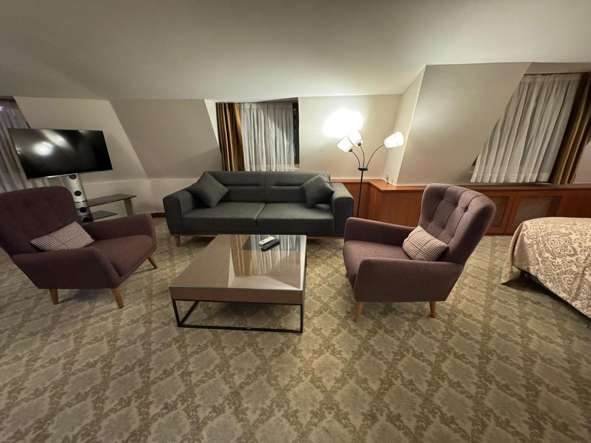 Golden Siyav Hotel — Photos 2